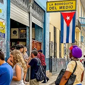 10 Days Cuba Beach Holiday Package with Private Guide